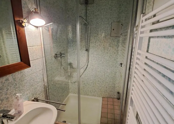 アパート Gruenes Im Scharfrichterhaus